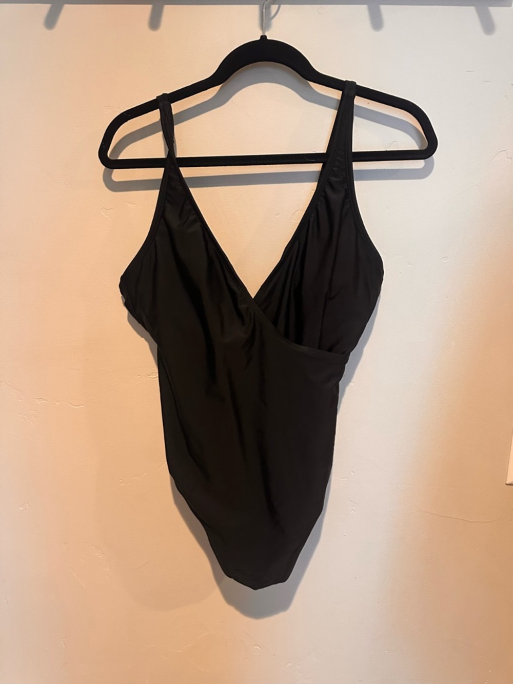 Shade & Shore Black V-Neck One-Piece Swimsuit